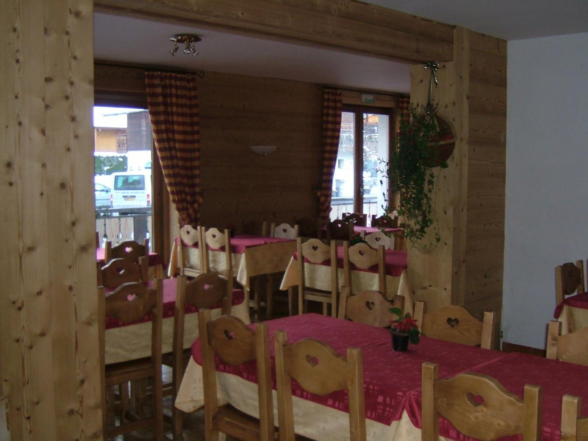 Hotel Alpen Roc Morzine Zewnętrze zdjęcie