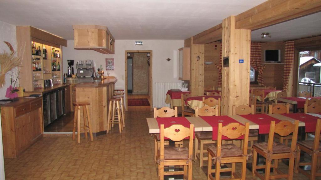 Hotel Alpen Roc Morzine Zewnętrze zdjęcie