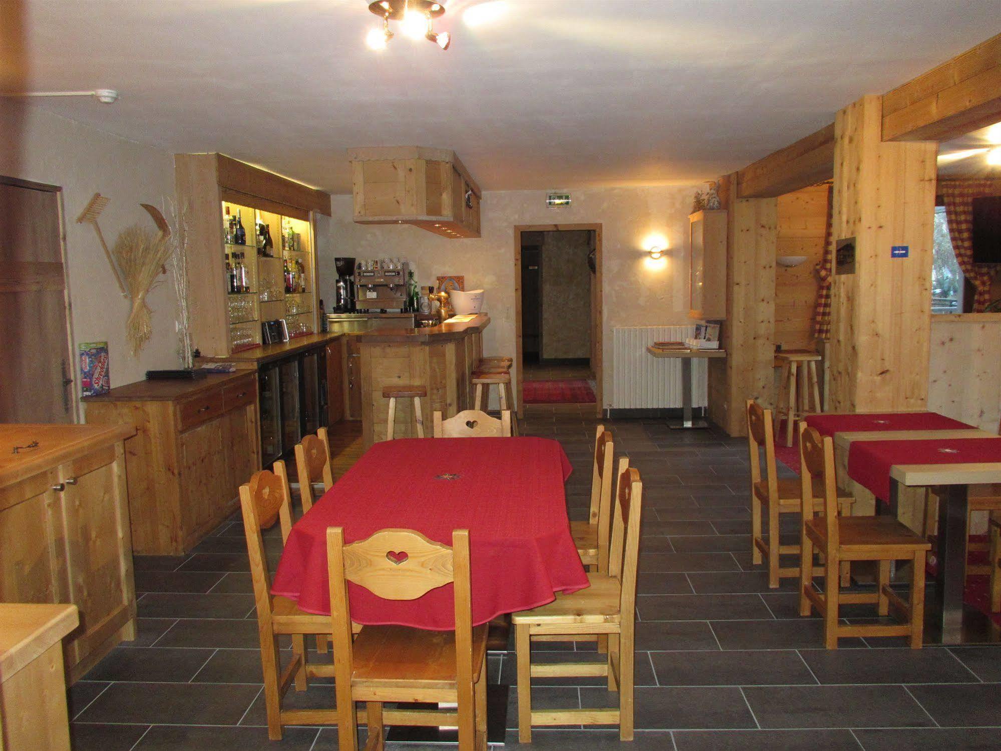 Hotel Alpen Roc Morzine Zewnętrze zdjęcie